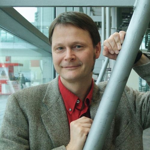 Foto der Autor:in Rolf-Bernhard Essig