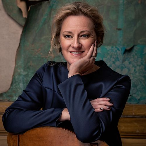 Foto der Autor:in Hélène Gullberg