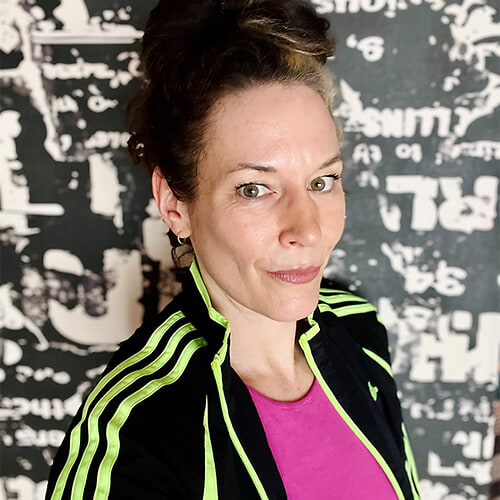 Foto der Autor:in Cally Stronk