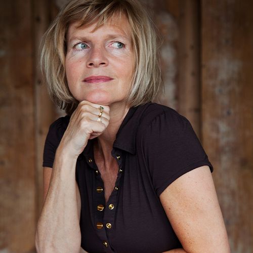 Foto der Autor:in Lia Tilon