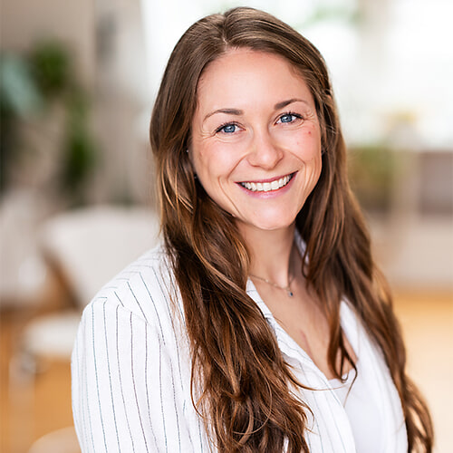 Foto der Autor:in Laethisia Schimek