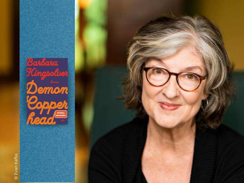 Foto der Autorin Barbara Kingsolver und Buch Demon Copperhead..