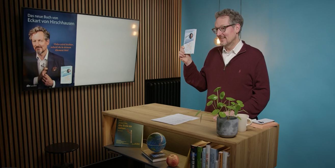Video von Eckart von Hirschhausen zu seinem Buch Der Pinguin, der fliegen lernte.