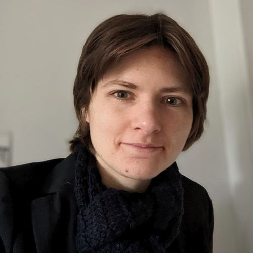 Foto der Autor:in Lena Winkel