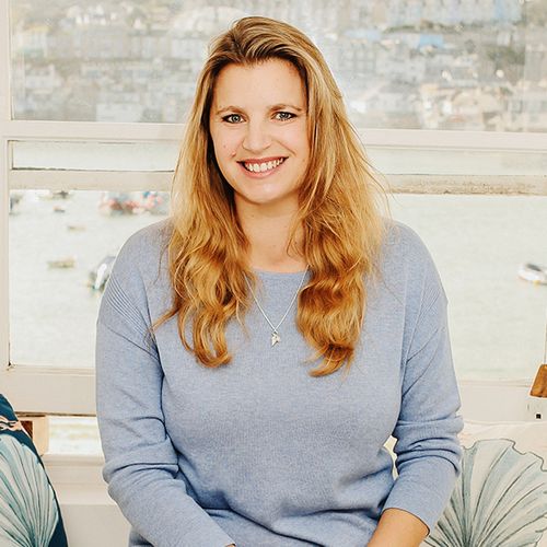 Foto der Autor:in Emylia Hall